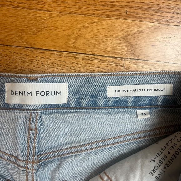 Aritzia Denim Forum The '90s Marlo Hi-rise Baggy Jean Sz 26 - Picture 4 of 4